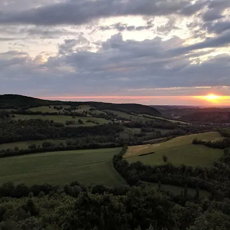 Rue Des Fleurs Puycelsi Tatil Evi *