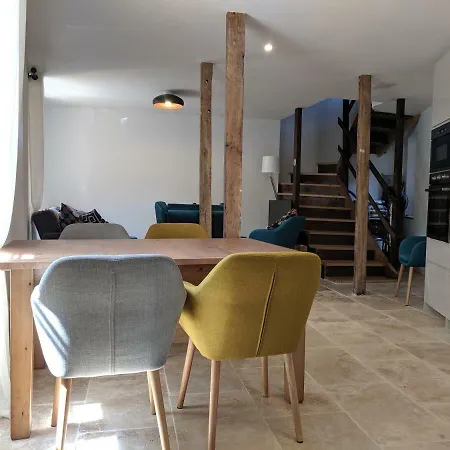 Rue Des Fleurs Puycelsi Tatil Evi Puycelci