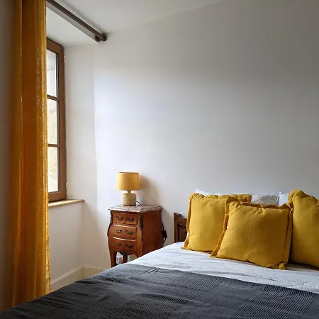 Rue Des Fleurs Puycelsi * Puycelci