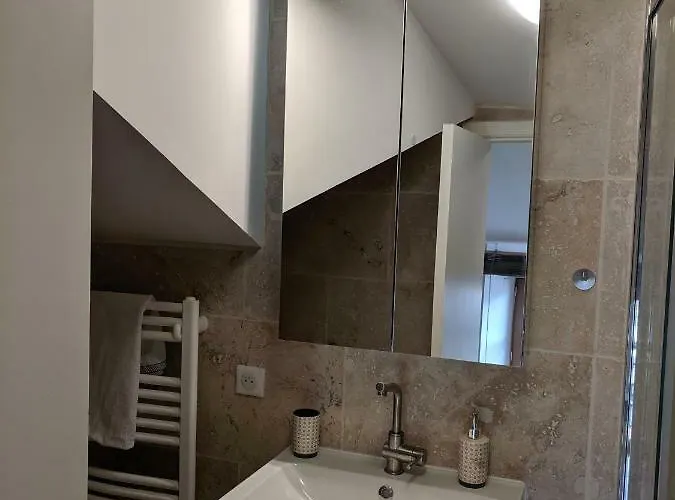 Rue Des Fleurs Puycelsi Casa vacanze Puycelci